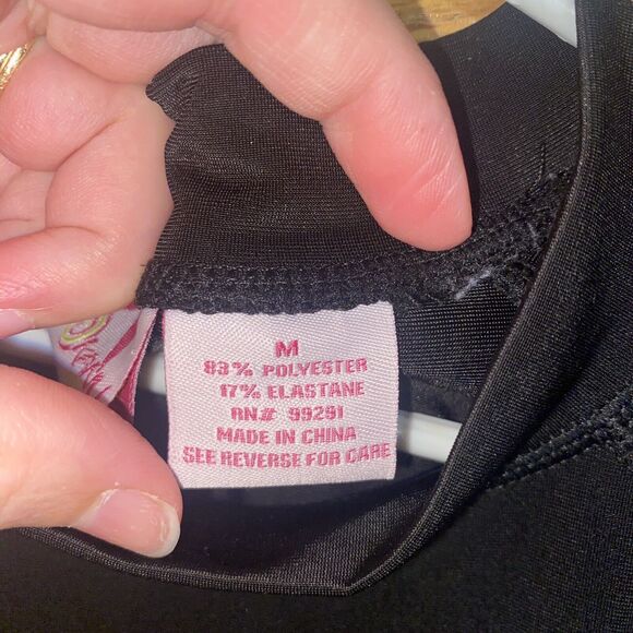 Kanu Surf Swim Women's Medium Shirt Black Rash Guard Protection Loose Fit - Picture 4 of 8